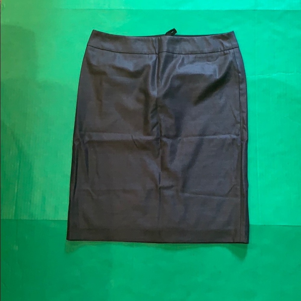Vintage 2 Piece Women’s Armani suit. - Picture 4 of 6